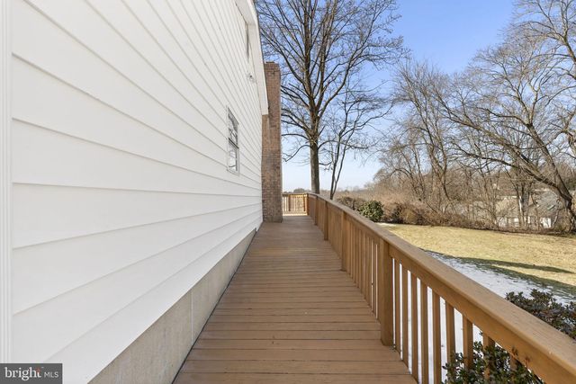 16 AULT CT, Wilmington, DE 19808