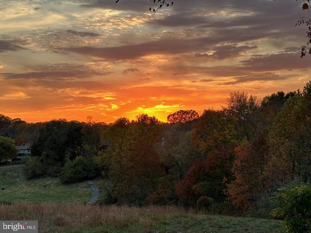 16 AULT CT, Wilmington, DE 19808