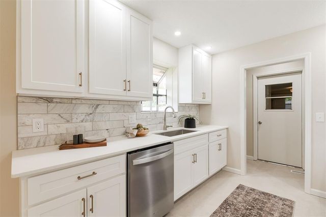 9809 Essex Avenue, Oklahoma City, OK 73120