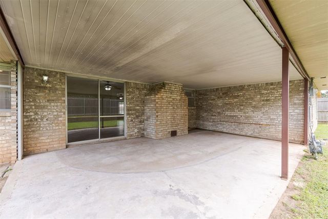9809 Essex Avenue, Oklahoma City, OK 73120