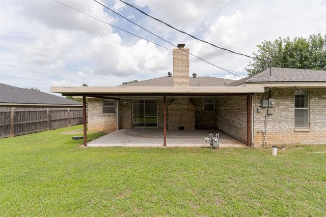 9809 Essex Avenue, Oklahoma City, OK 73120
