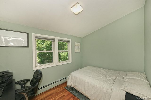 183 6th Avenue, Holtsville, NY 11742