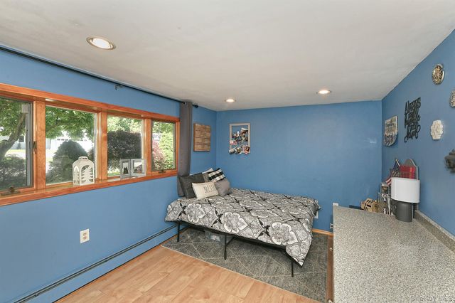 183 6th Avenue, Holtsville, NY 11742