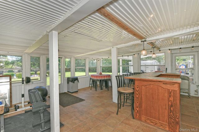 183 6th Avenue, Holtsville, NY 11742