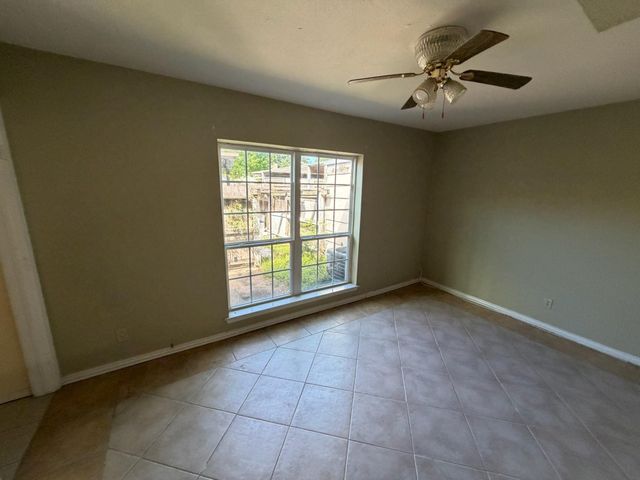 3974 Belle Park Drive 3974, Houston, TX 77072