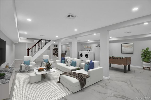 858 Prescott Street, Valley Stream, NY 11580