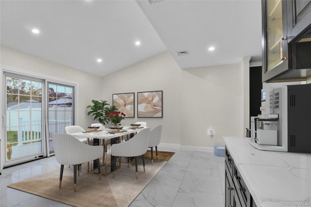 858 Prescott Street, Valley Stream, NY 11580