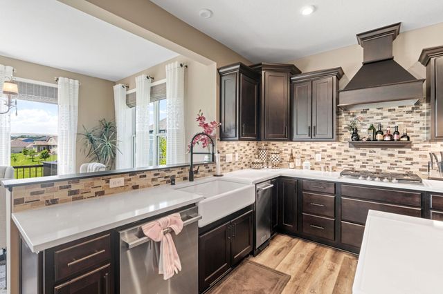 216 Prairie Way, Bayport, MN 55003