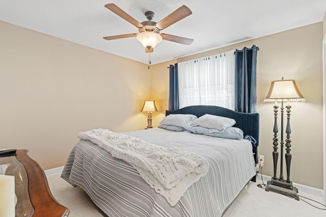 216 Prairie Way, Bayport, MN 55003