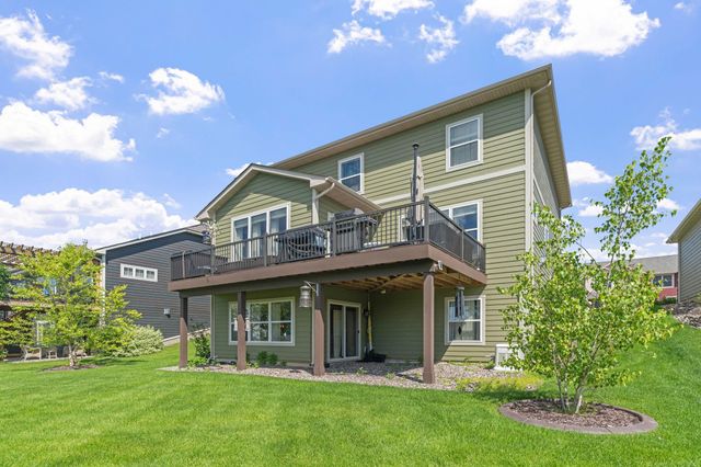 216 Prairie Way, Bayport, MN 55003