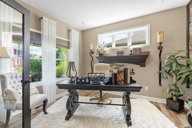 216 Prairie Way, Bayport, MN 55003