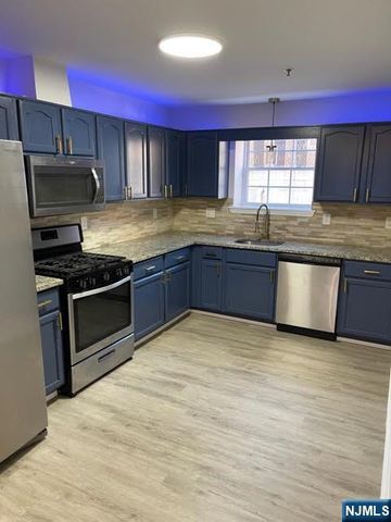 696-698 N 5th Street 1, Newark, NJ 07107