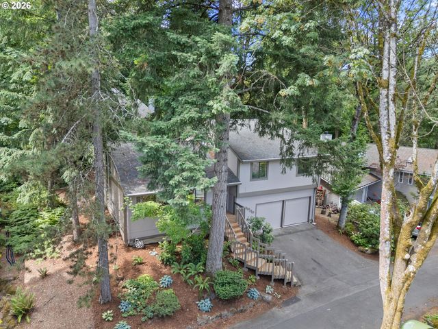 9836 Sw QUAIL POST Rd, Portland, OR 97219