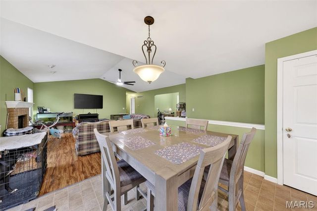 309 Roosevelt Avenue, Warrenton, MO 63383