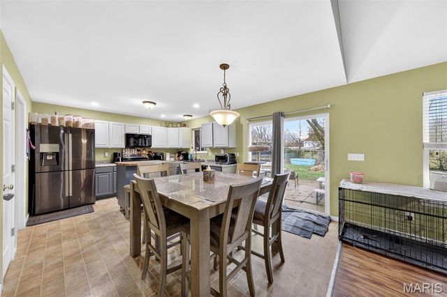 309 Roosevelt Avenue, Warrenton, MO 63383