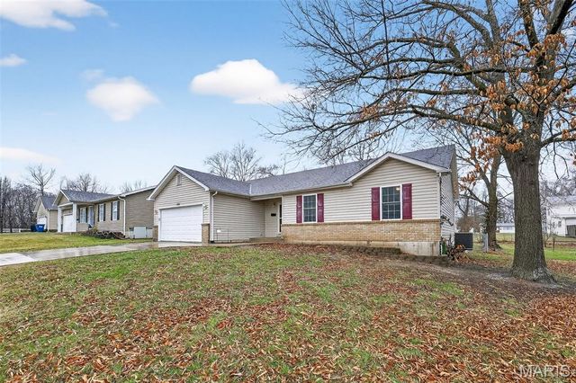 309 Roosevelt Avenue, Warrenton, MO 63383