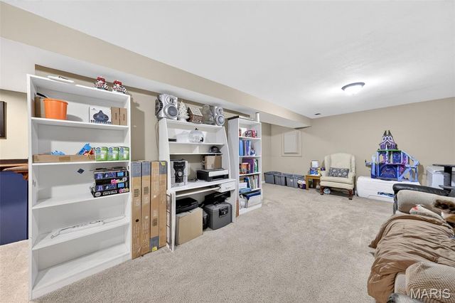 309 Roosevelt Avenue, Warrenton, MO 63383