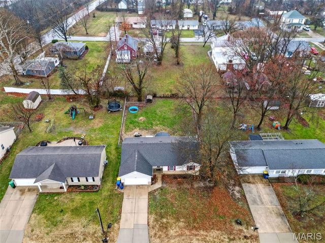 309 Roosevelt Avenue, Warrenton, MO 63383