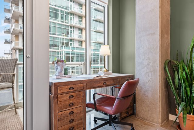 600 12th Ave S Apt 712, Nashville, TN 37203