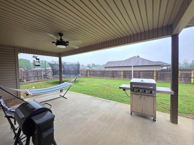 105 Wilson Loop Road, Ward, AR 72176