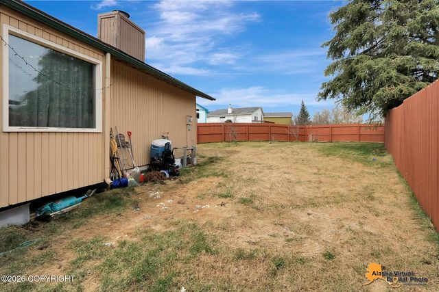 8213 Race Circle, Anchorage, AK 99504
