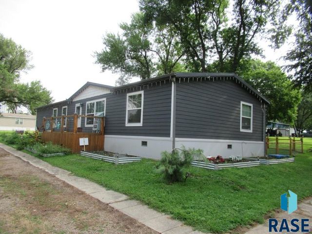 505 E 1st Ave Avenue 16, Rock Rapids, IA 51246