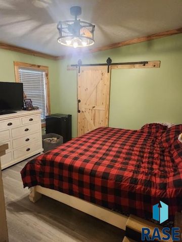 505 E 1st Ave Avenue 16, Rock Rapids, IA 51246