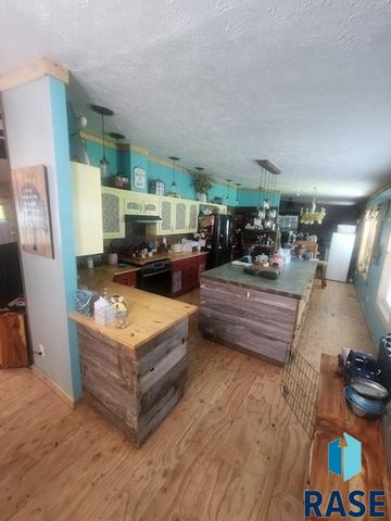 505 E 1st Ave Avenue 16, Rock Rapids, IA 51246