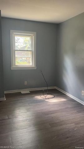 5970 John Daly Street, Taylor, MI 48180