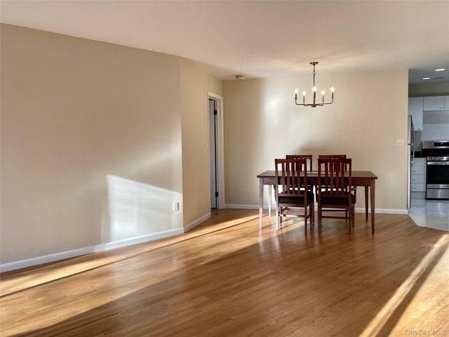 24 Ray Place 3-5, Scarsdale, NY 10583