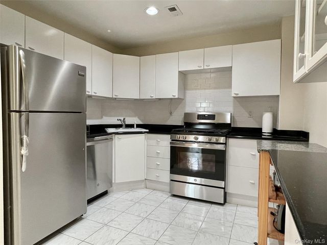 24 Ray Place 3-5, Scarsdale, NY 10583