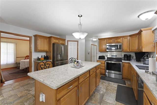 1103 Oakwood Drive, Kent, OH 44240