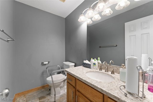 1103 Oakwood Drive, Kent, OH 44240