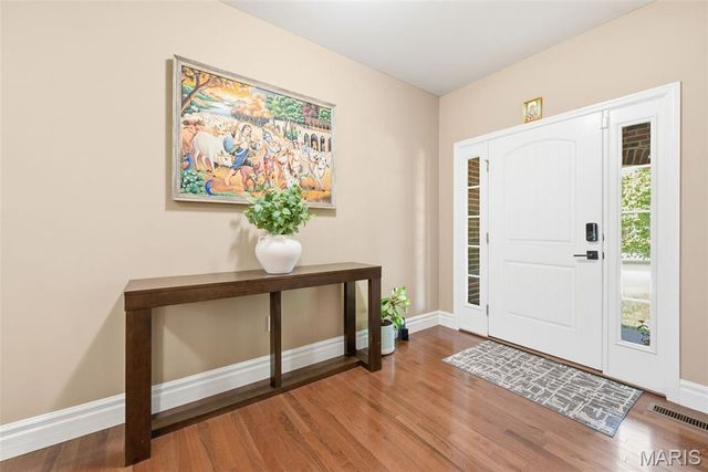404 Maple Rise Path, Chesterfield, MO 63005