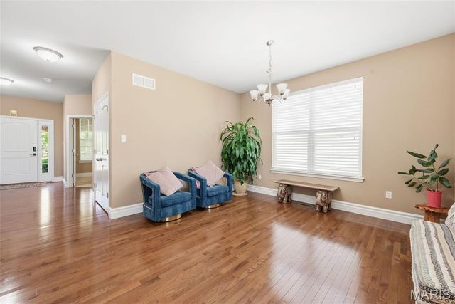 404 Maple Rise Path, Chesterfield, MO 63005