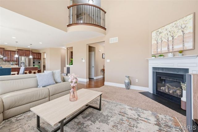404 Maple Rise Path, Chesterfield, MO 63005