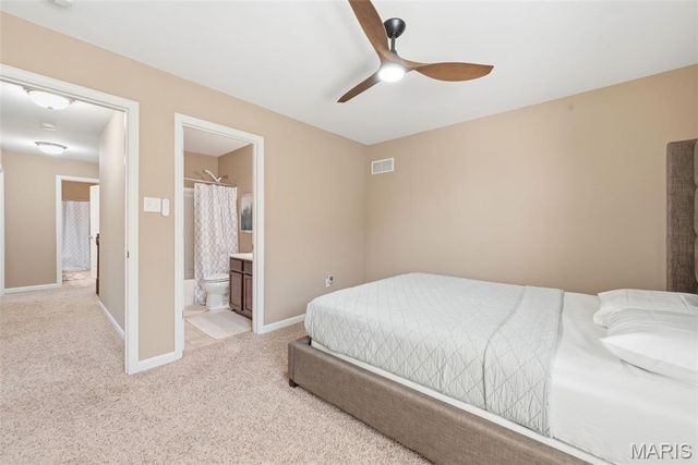 404 Maple Rise Path, Chesterfield, MO 63005