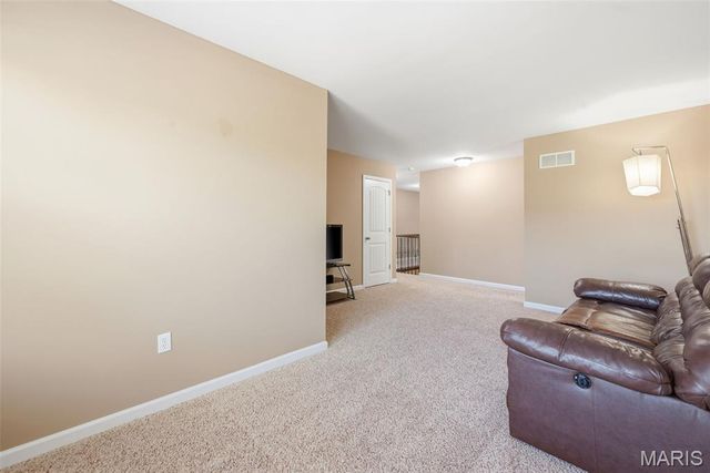 404 Maple Rise Path, Chesterfield, MO 63005