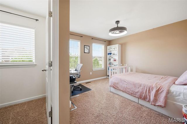 404 Maple Rise Path, Chesterfield, MO 63005