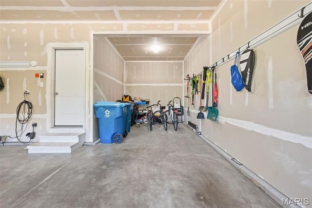 404 Maple Rise Path, Chesterfield, MO 63005