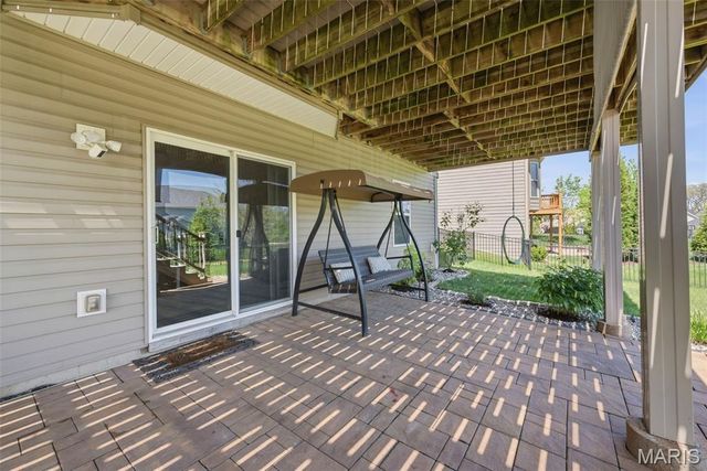 404 Maple Rise Path, Chesterfield, MO 63005