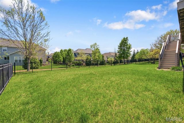 404 Maple Rise Path, Chesterfield, MO 63005
