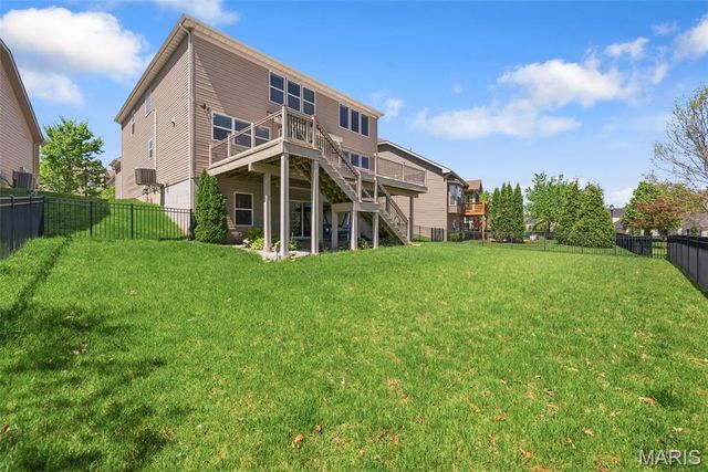 404 Maple Rise Path, Chesterfield, MO 63005