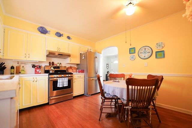 363 Brockton St, New Bedford, MA 02745