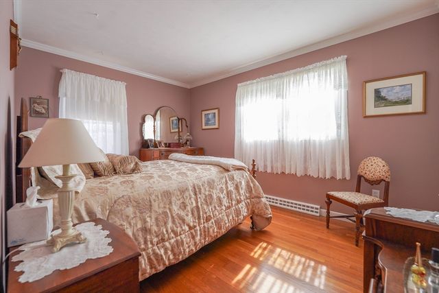 363 Brockton St, New Bedford, MA 02745