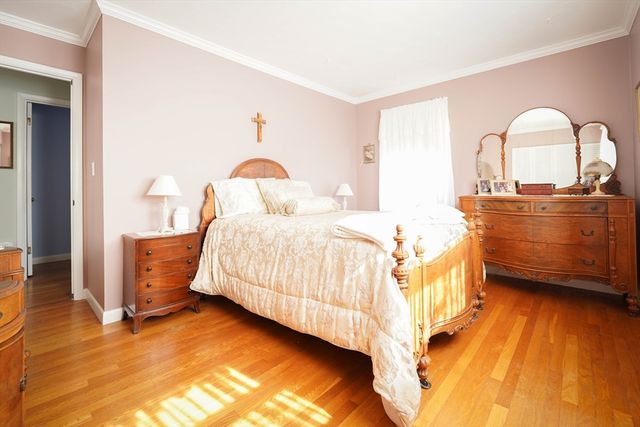 363 Brockton St, New Bedford, MA 02745