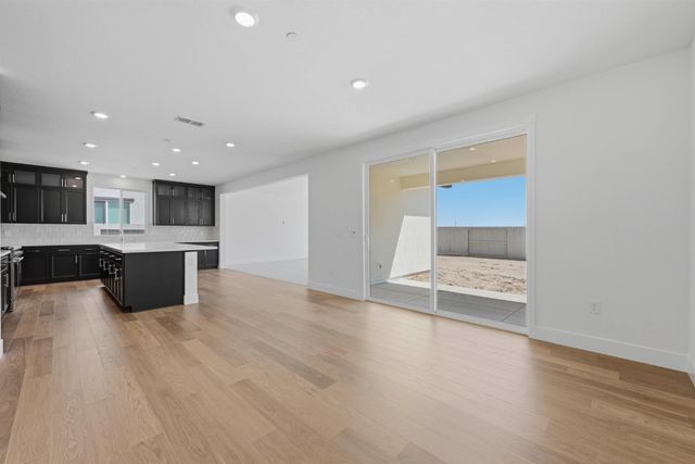 1408 Marmo Cir, Roseville, CA 95747