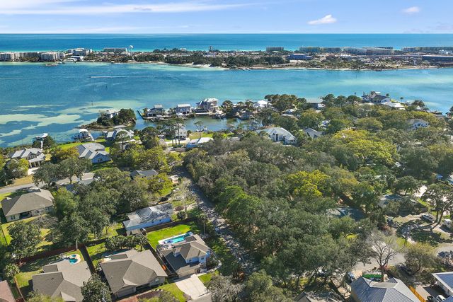 340 SE Elliott Road, Fort Walton Beach, FL 32548