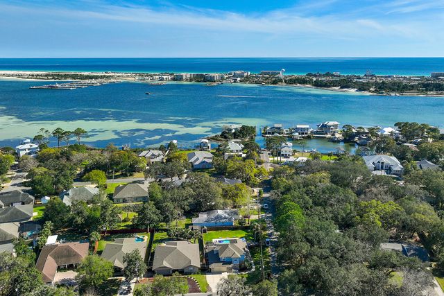 340 SE Elliott Road, Fort Walton Beach, FL 32548