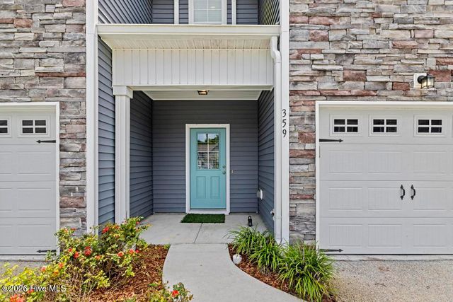 359 S Stingray Lane, Sneads Ferry, NC 28460